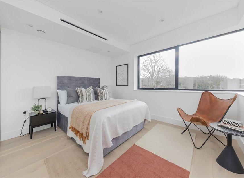 Properties to let in Gulliver Place - N10 3HF view8