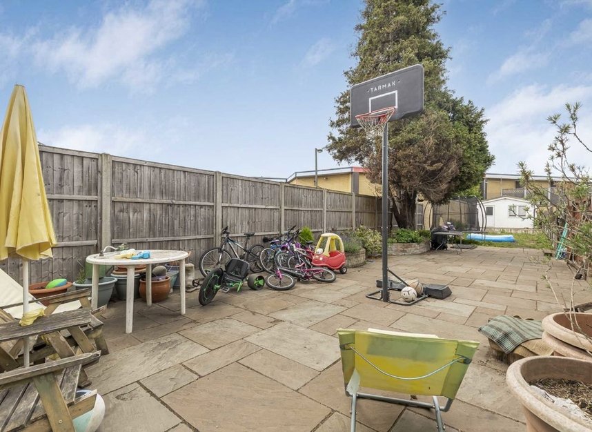 Properties let in Hampton Road West - TW13 6BE view7