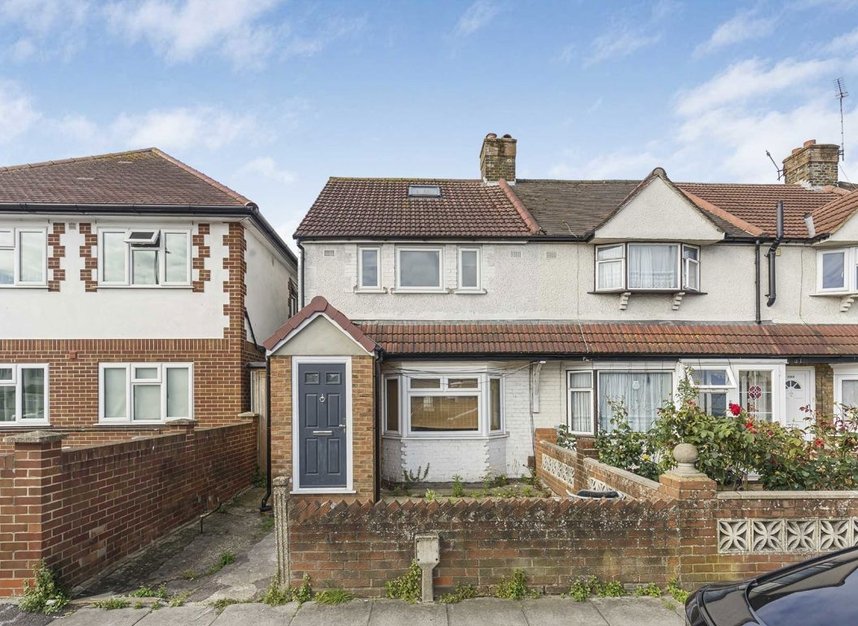 Properties let in Hampton Road West - TW13 6BE view1