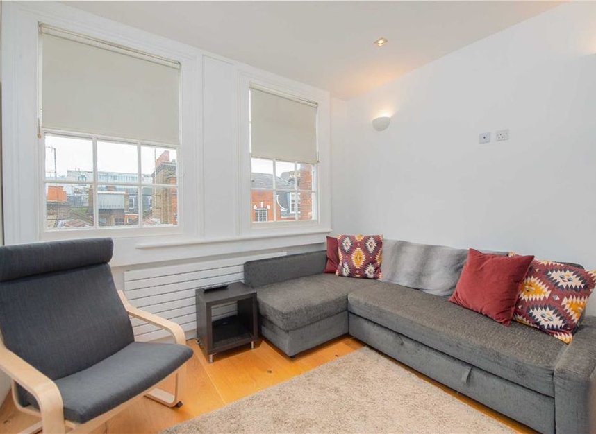 Flat to rent in Hanson Street, London, W1W (Ref 190850) Dexters