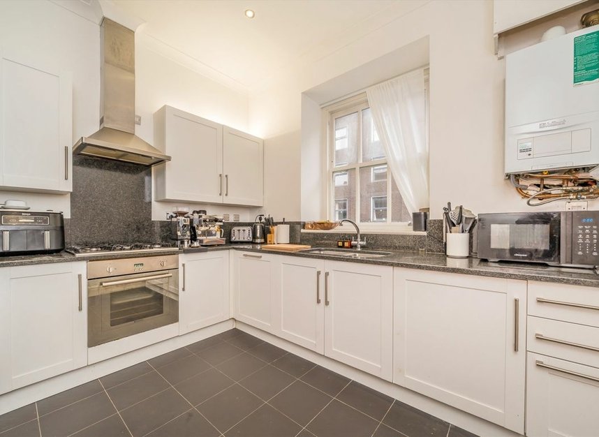 Properties let in Hardwicke Mews - WC1X 9AE view3