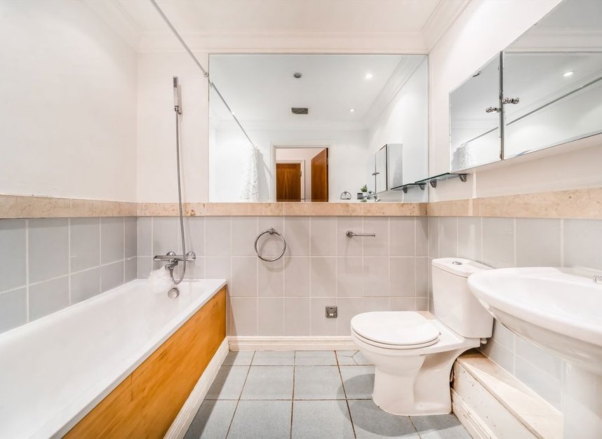 Properties to let in Hendon Lane - N3 3SH view9