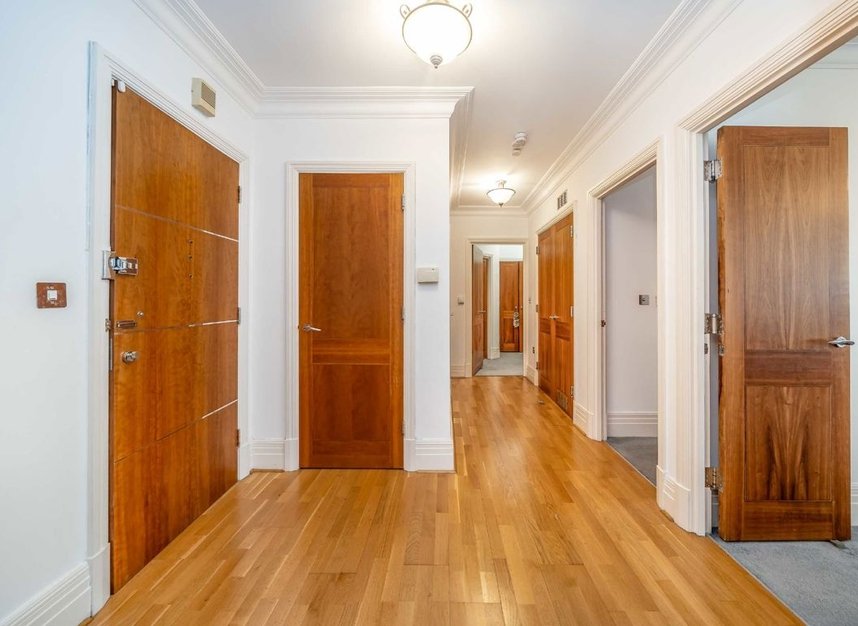 Properties to let in Hendon Lane - N3 3SH view13