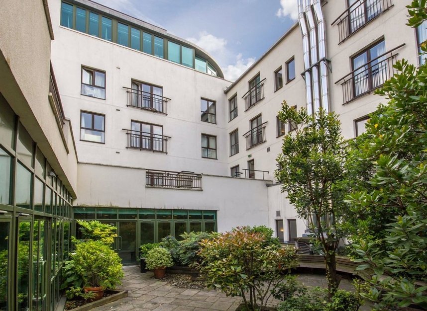 Flat To Rent In Herbal Hill London Ec1r Dexters