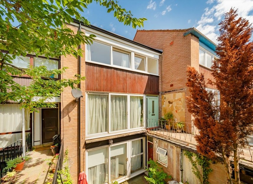 Properties to let in Hermitage Lane - NW2 2EY view1