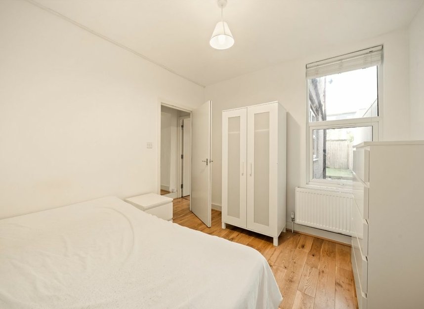 Properties let in Hichisson Road - SE15 3AN view5