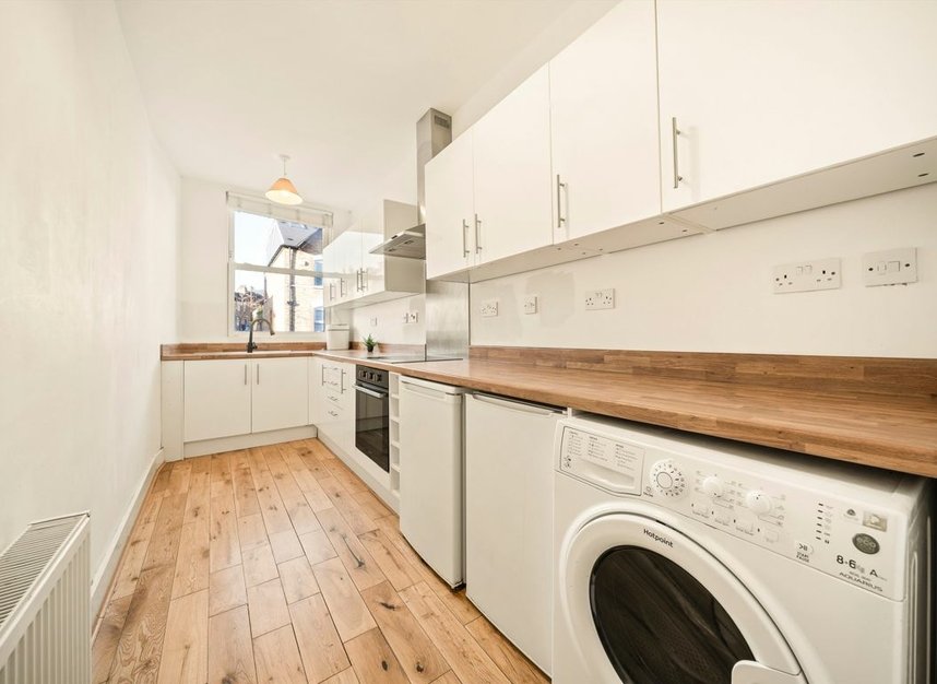 Properties let in Hichisson Road - SE15 3AN view3