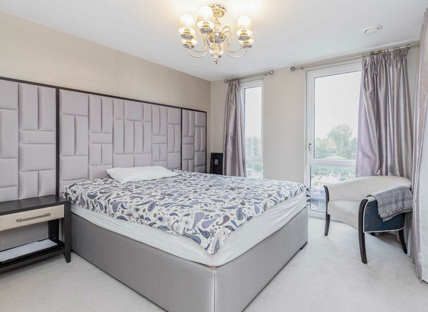 Properties to let in High Street - TW8 0FT view5