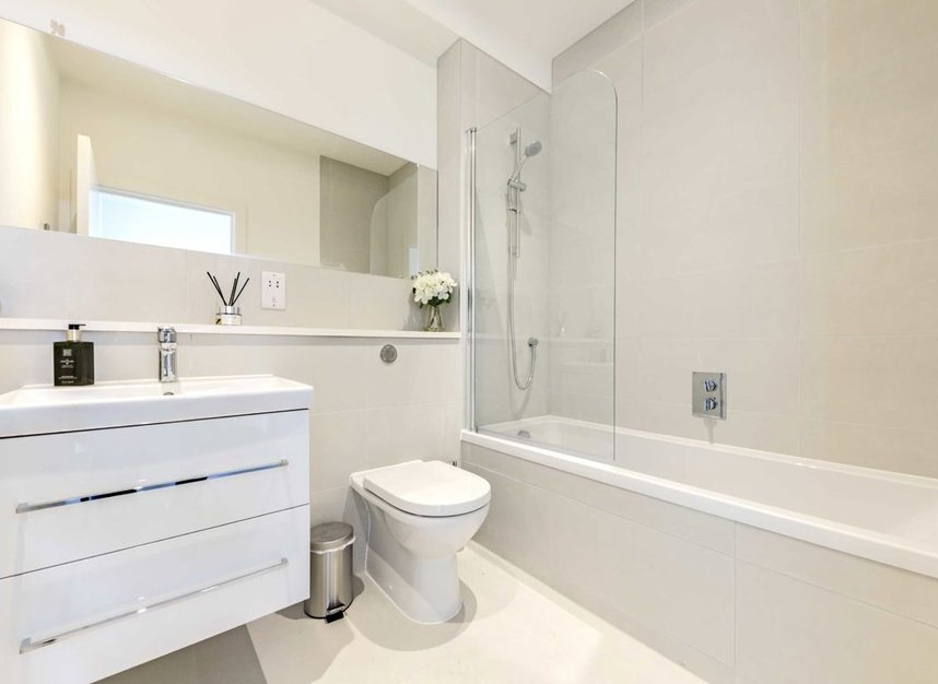 Properties to let in High Street - TW13 4AH view6