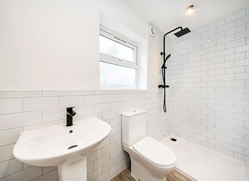 Properties let in High Street - KT1 4DG view5