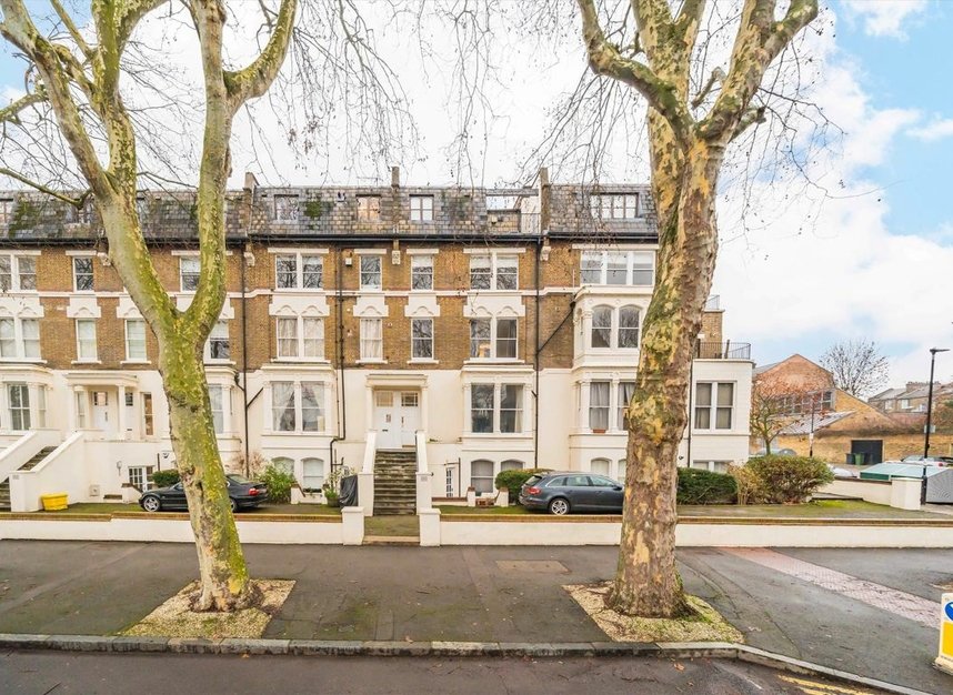 Properties to let in Highbury New Park - N5 2HA view1