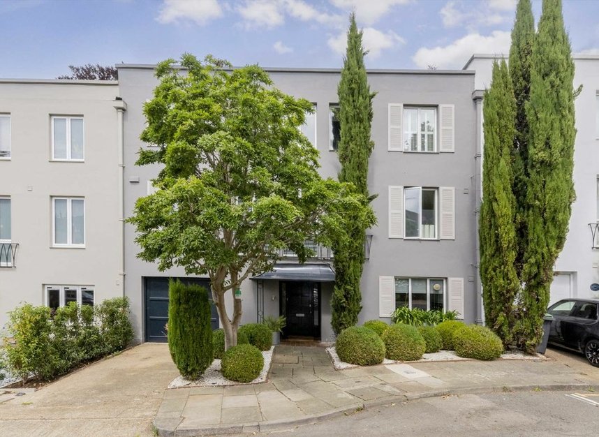 Properties let in Highgate Close - N6 4SD view1