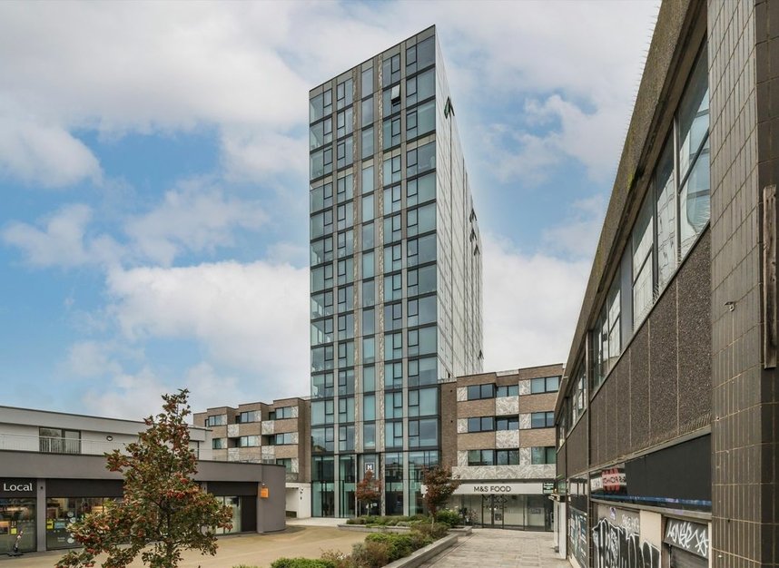 Properties let in Highgate Hill - N19 5NA view1