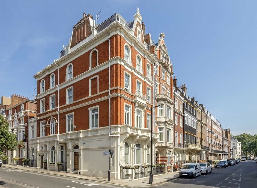 Properties to let in Hill Street - W1J 5NW view1