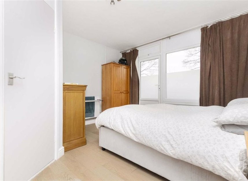 Flat to rent in Hindmarsh Close, London, E1 | Dexters