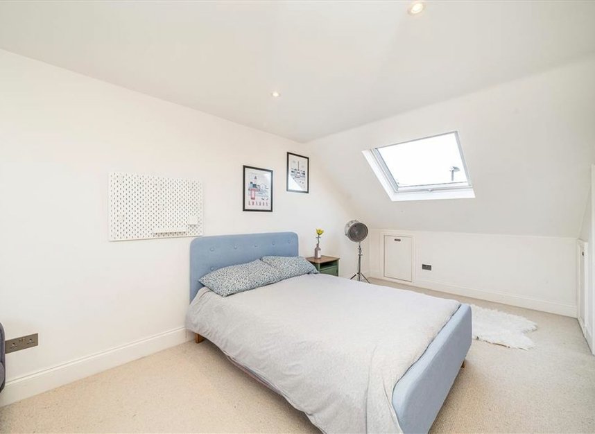 Properties let in Hither Green Lane - SE13 6RS view6