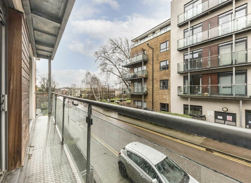 Properties let in Hither Green Lane - SE13 6TG view5
