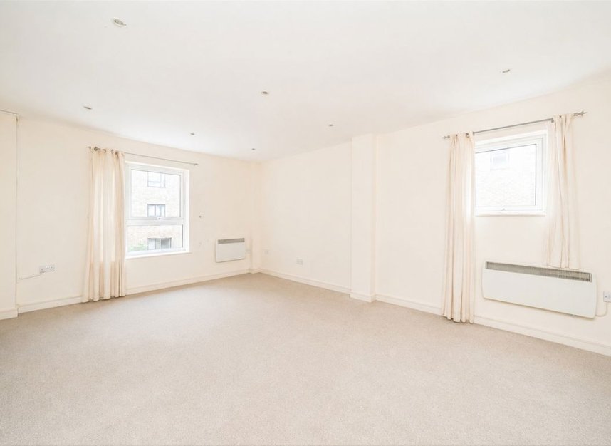 Properties to let in Hither Green Lane - SE13 6TG view2