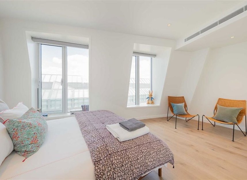 Properties to let in Hobhouse Court - SW1Y 4HH view5