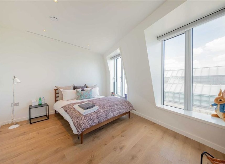 Properties to let in Hobhouse Court - SW1Y 4HH view4
