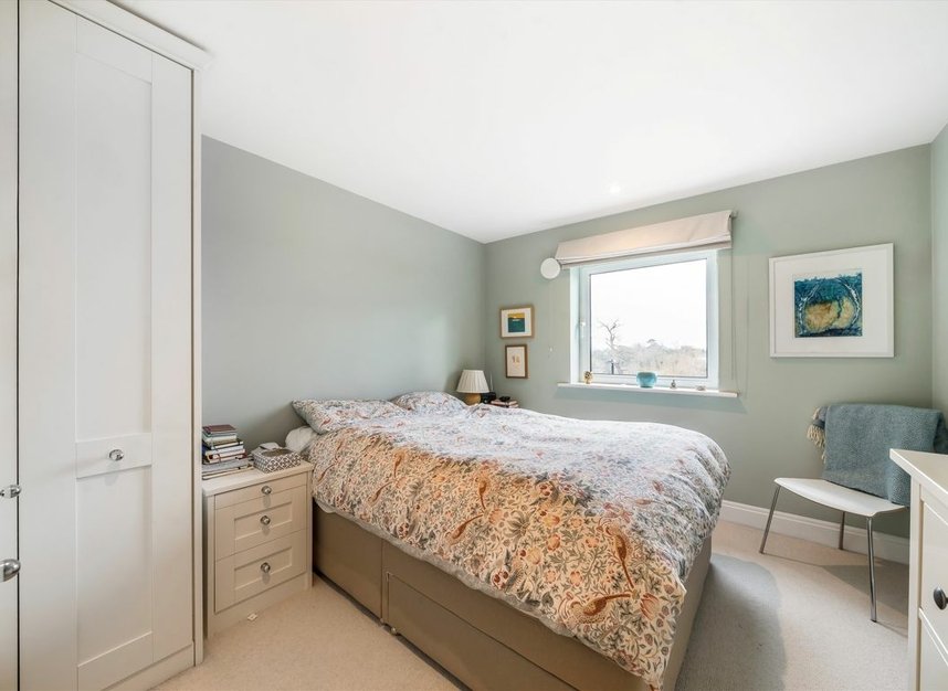 Properties to let in Holland Gardens - TW8 0BE view7