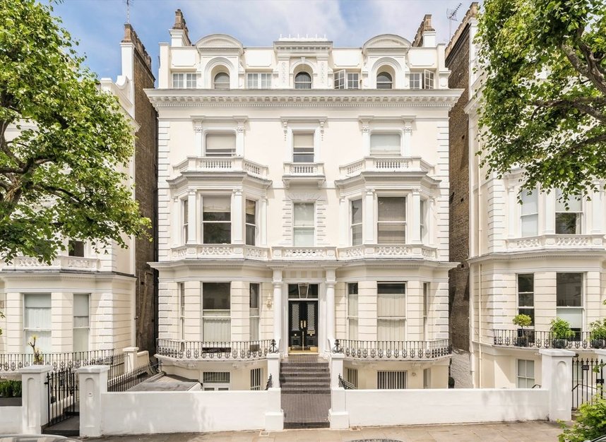 Properties let in Holland Park - W11 3SL view2