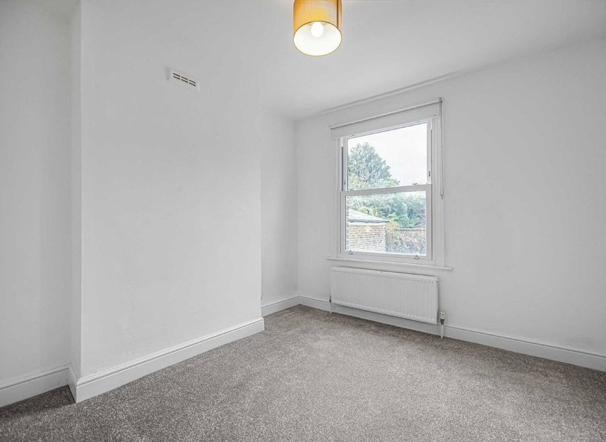 Properties let in Hollydale Road - SE15 2TG view14