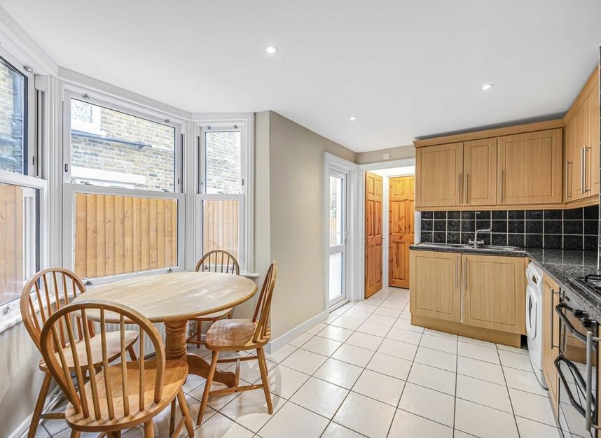 Properties let in Hollydale Road - SE15 2TG view3