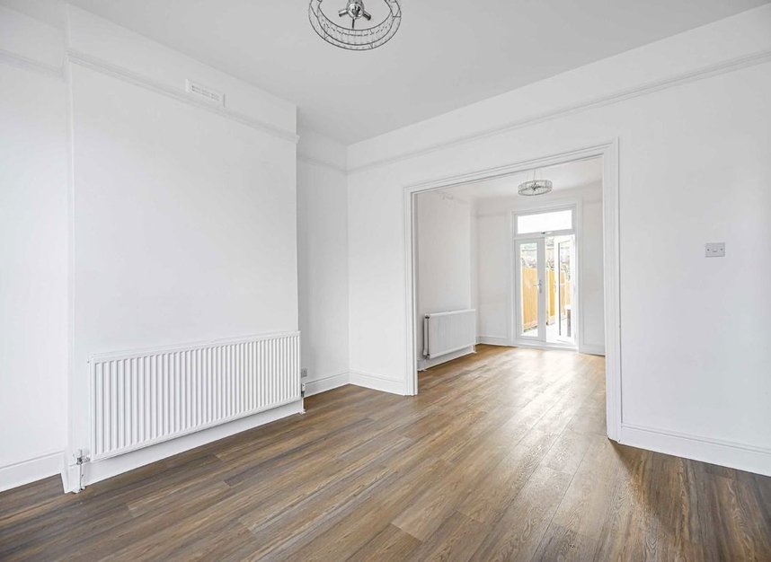 Properties let in Hollydale Road - SE15 2TG view6