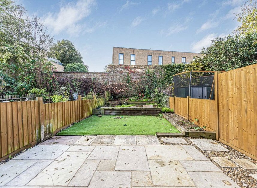 Properties let in Hollydale Road - SE15 2TG view12