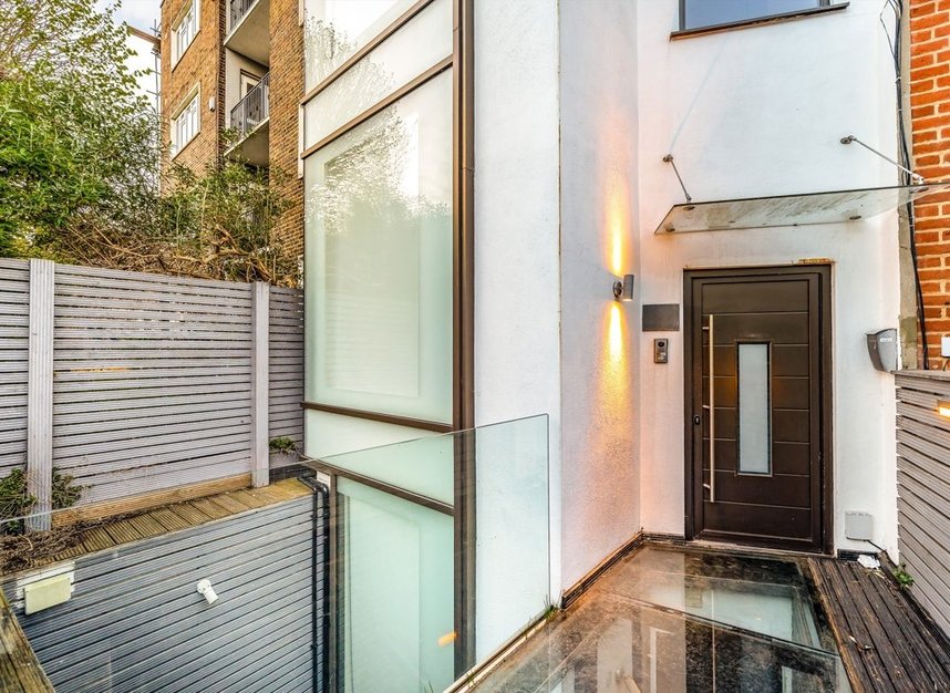 Properties to let in Holmdale Road - NW6 1BJ view1