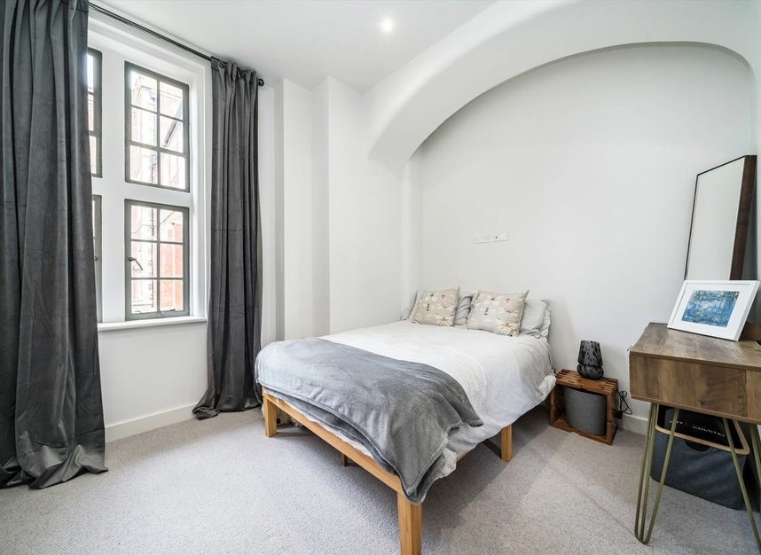 Properties let in Holt Gardens - SW17 7FX view5