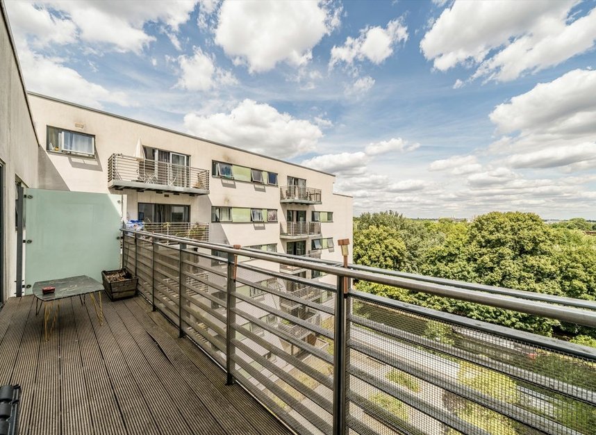Properties let in Homerton Road - E9 5FF view8