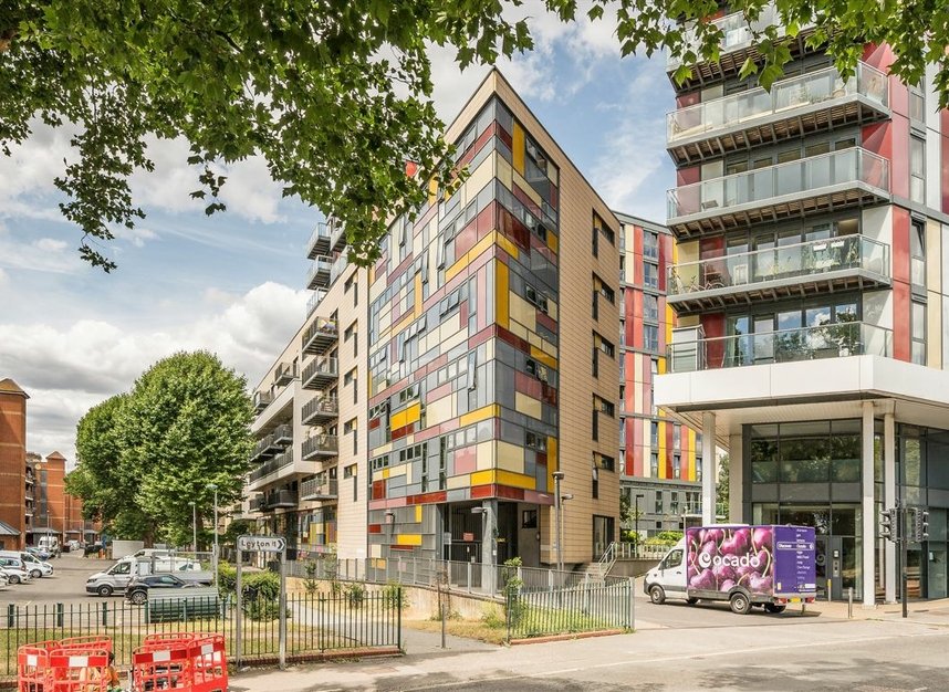 Properties let in Homerton Road - E9 5FF view9