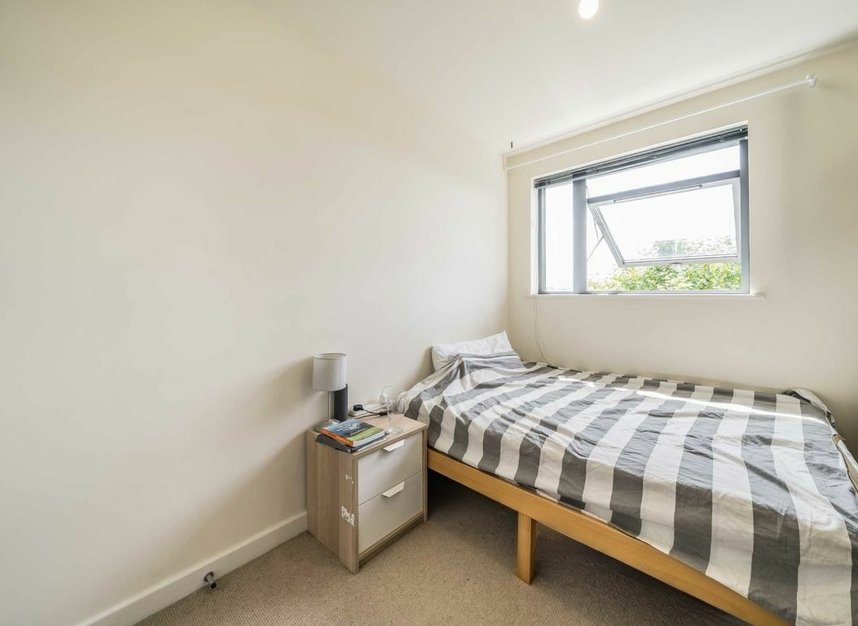 Properties let in Homerton Road - E9 5FF view7