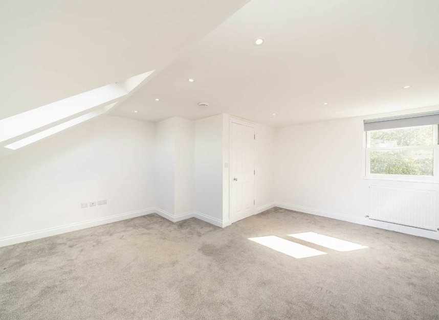 Properties let in Honeybrook Road - SW12 0DP view5
