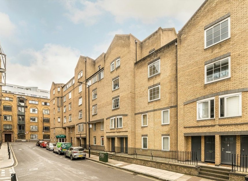 Properties let in Hooper Street - E1 8BU view9