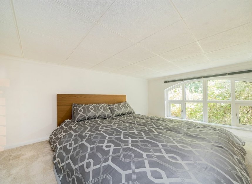 Properties let in Independent Place - E8 2HE view3