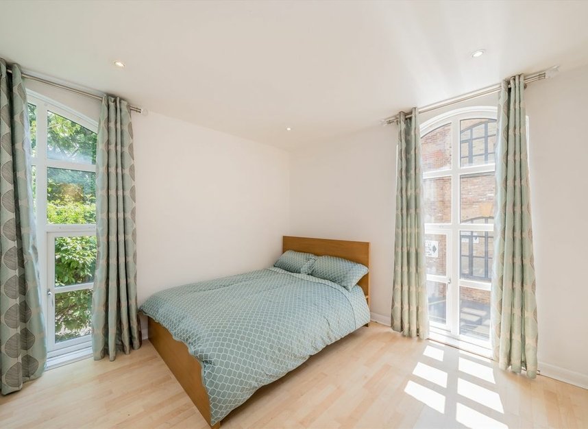 Properties let in Independent Place - E8 2HE view9