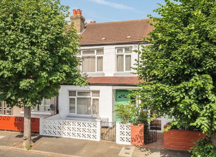 Properties let in Ipswich Road - SW17 9RH view1