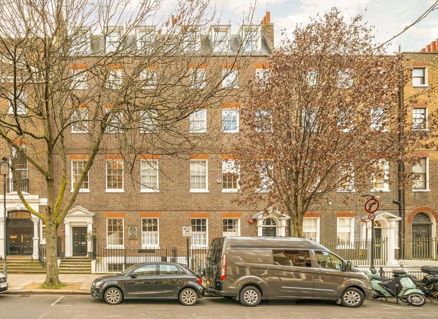 Properties to let in John Street - WC1N 2AT view1