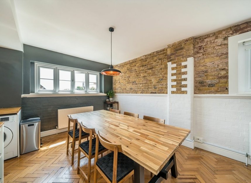 Properties let in Johnson Street - E1 0BE view5