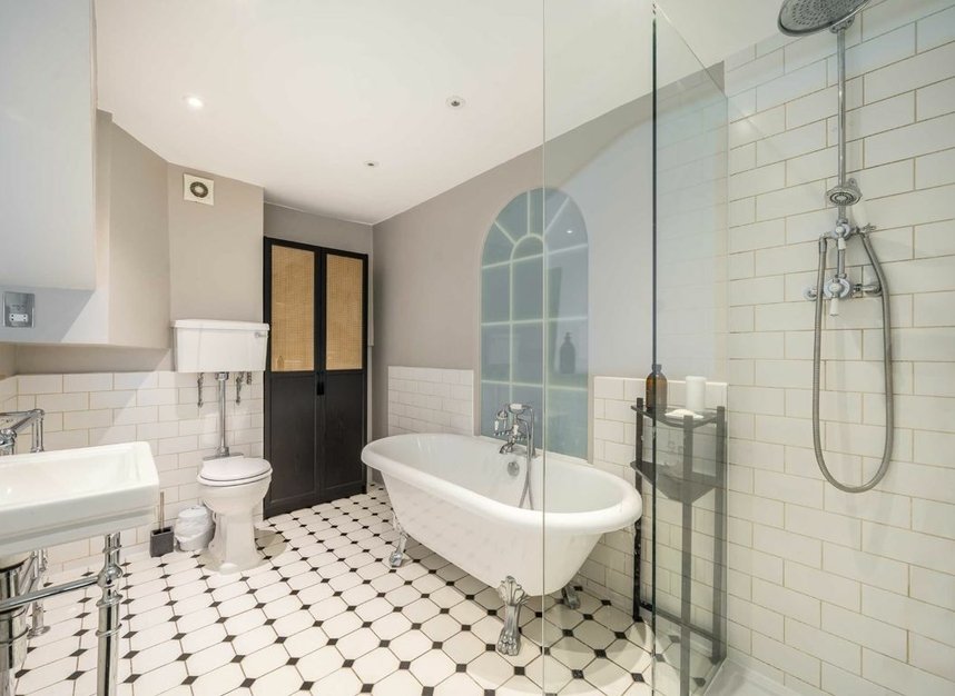 Properties let in Johnson Street - E1 0BE view8