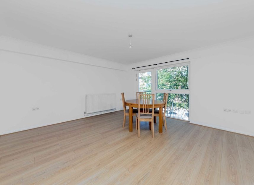 Properties to let in Jubilee Close - NW10 9DY view2