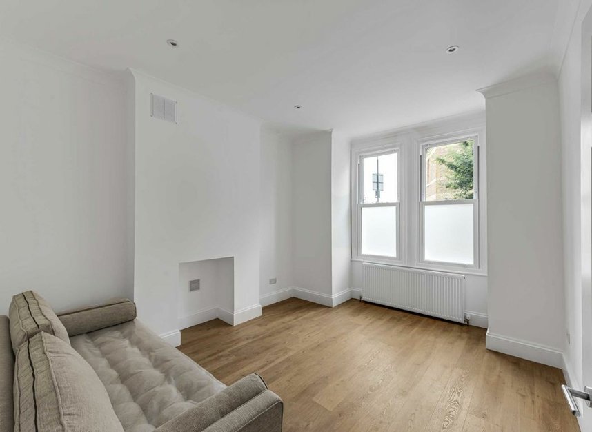 Properties let in Jubilee Terrace - SW6 4NT view2