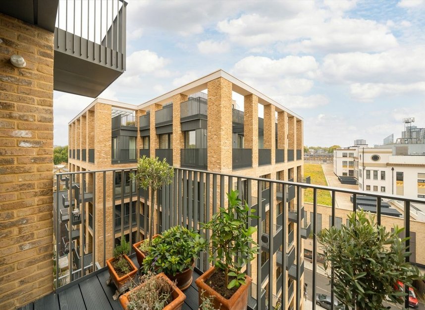 Properties to let in Jubilee Walk - WC1X 0BF view9