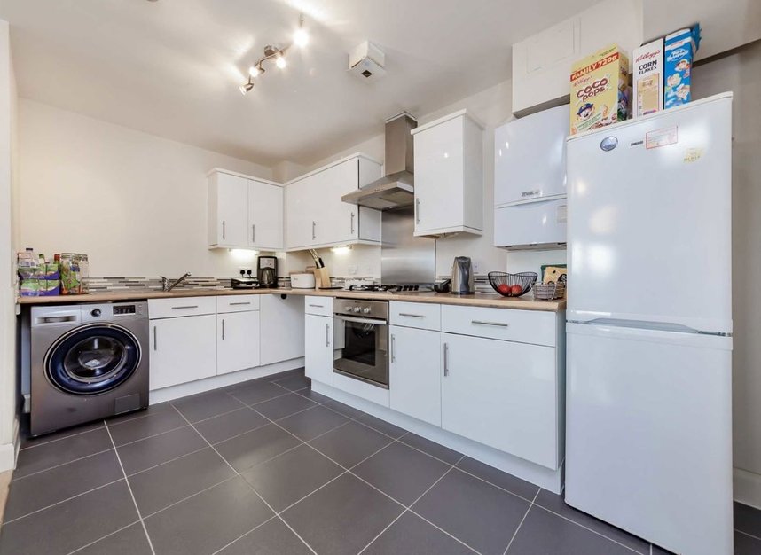 Properties to let in Junction Road - N19 5QA view3