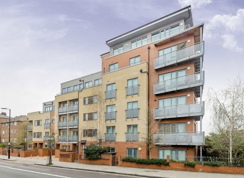 Properties to let in Junction Road - N19 5QA view1