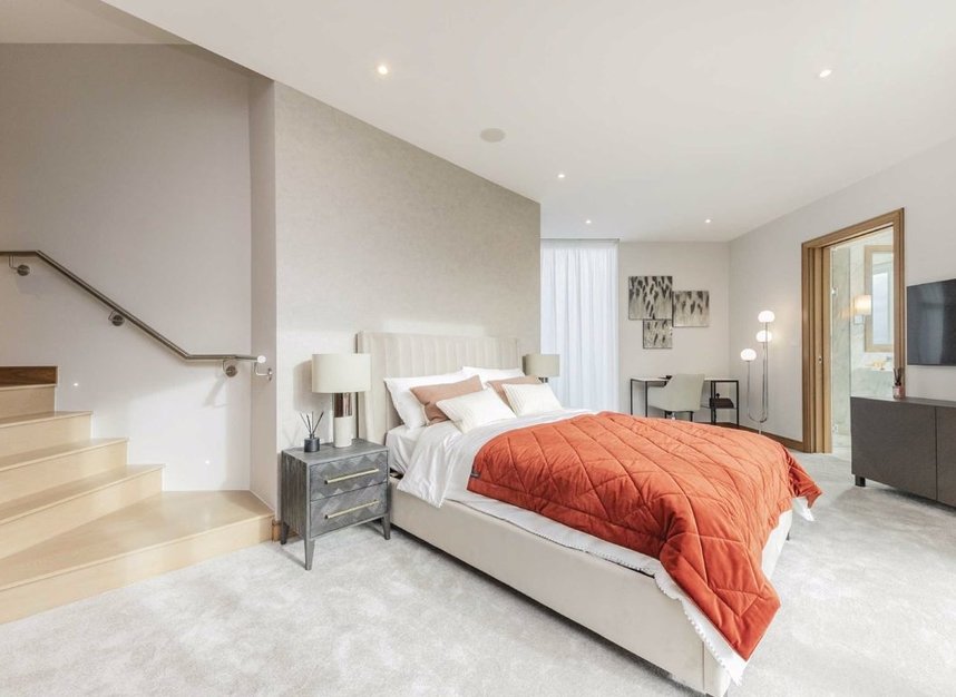Properties to let in Juniper Drive - SW18 1GY view6