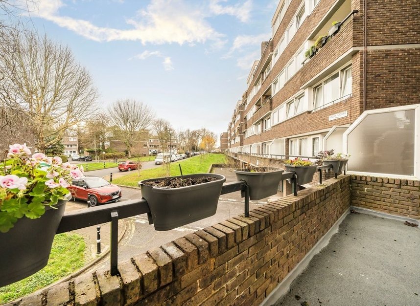 Properties to let in Justin Close - TW8 8QR view8